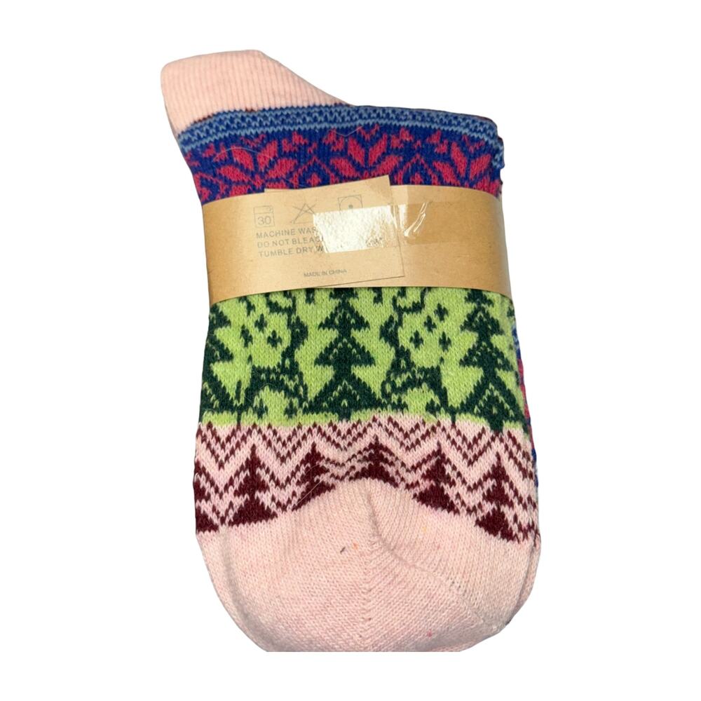 2 Pairs Loritta Style Winter Knit Crew Socks Nordic Pattern NWOT - Picture 6 of 6